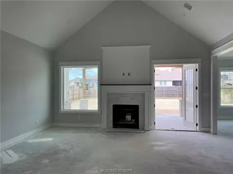 3325 Stoneleigh Rd, Bryan, TX 77808 photo 2