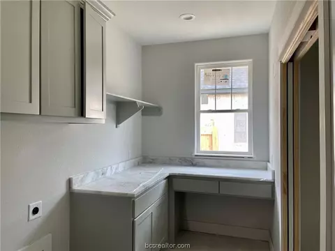 3325 Stoneleigh Rd, Bryan, TX 77808 photo 13