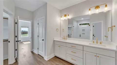 657 3rd St, Somerville, TX 77879 photo 14