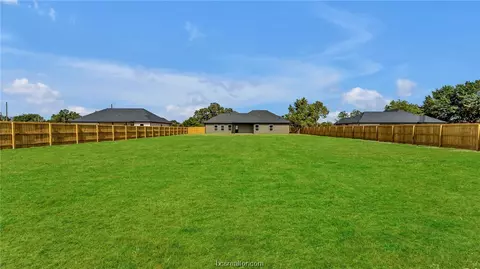 679 3rd St, Somerville, TX 77879 photo 18