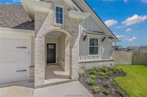 3193 Brady Ct, Bryan, TX 77808 photo 3