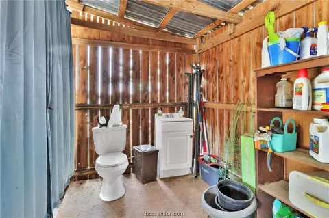 17914 Windmill Rd, Damon, TX 77430 photo 35