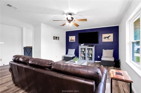17914 Windmill Rd, Damon, TX 77430 photo 4