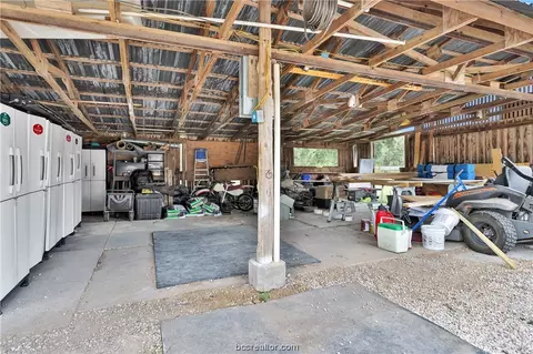 17914 Windmill Rd, Damon, TX 77430 photo 33