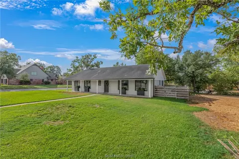 3400 Carter Creek Pkwy, Bryan, TX 77802