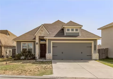 2103 Naples, Bryan, TX 77808