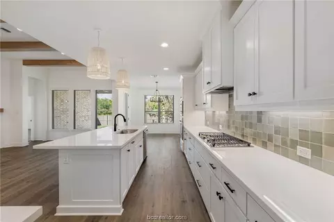 5609 Hayduke Ln, Bryan, TX 77802 photo 11