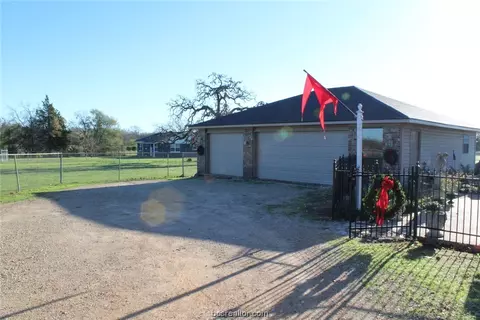 4469 Leonard Rd, Bryan, TX 77807 photo 6