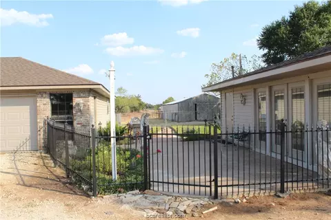 4469 Leonard Rd, Bryan, TX 77807 photo 11