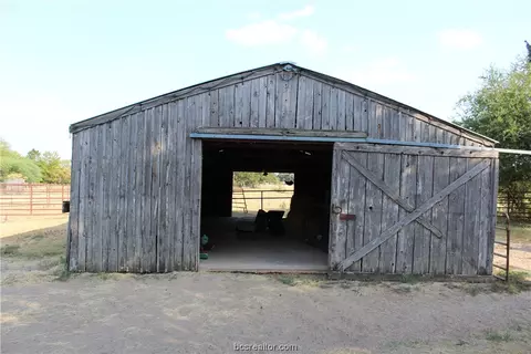 4469 Leonard Rd, Bryan, TX 77807 photo 30