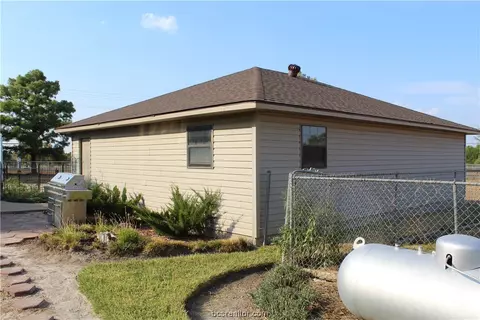 4469 Leonard Rd, Bryan, TX 77807 photo 12