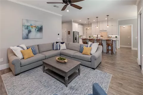 3536 Foxcroft Path, Bryan, TX 77803 photo 3