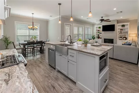 3536 Foxcroft Path, Bryan, TX 77803 photo 8
