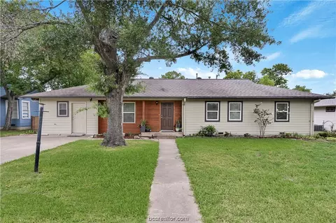710 North, Bryan, TX 77802