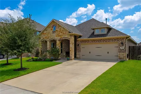 2525 Kimbolton Dr, College Station, TX 77845