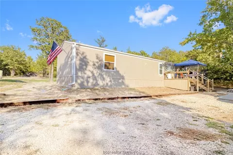 807 Berry Creek Dr, Caldwell, TX 77836