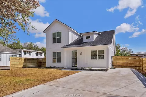 1302 Antone St, Bryan, TX 77803 photo 3
