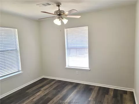 811 Oak St, Bryan, TX 77802 photo 10