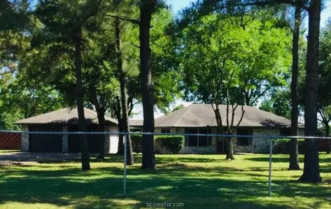 8778 Old Reliance Rd, Bryan, TX 77808