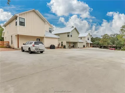 3901 Aspen St, Bryan, TX 77801 photo 8