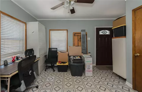 1915 Orman St, Bryan, TX 77801 photo 15