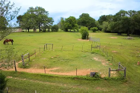 9501 Buckhorn Ests, Bellville, TX 77418