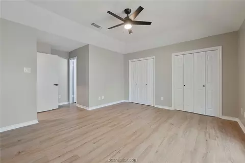 2802 Bishops Gate Cir, Bryan, TX 77807 photo 9