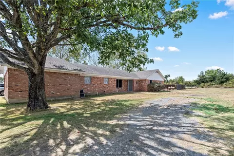 11720 S Fm 46, Hearne, TX 77859