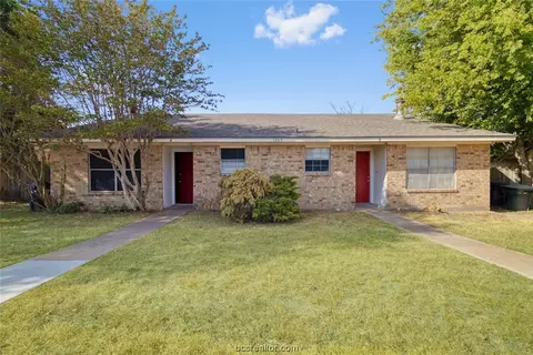 1203 Spring Loop A-b, College Station, TX 77840