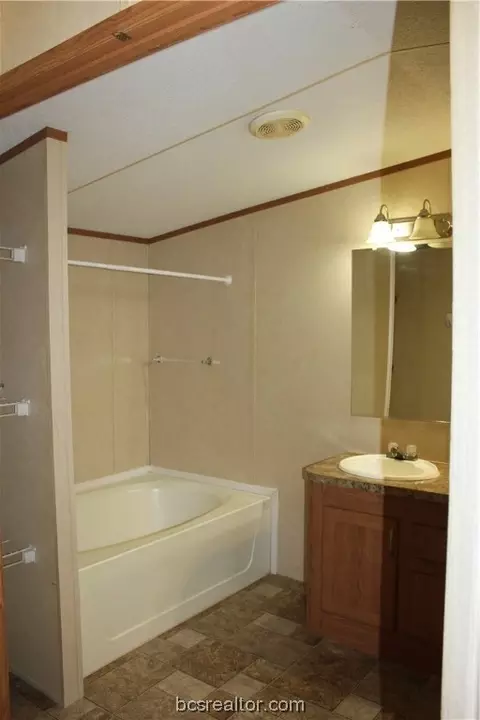 1512 Clark St, Bryan, TX 77808 photo 14