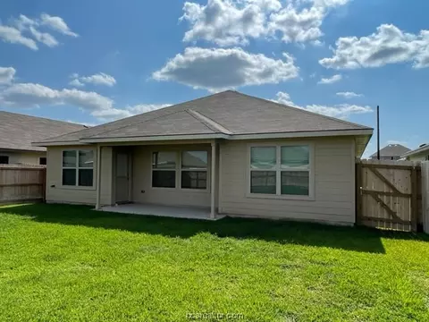 2020 Chief St, Bryan, TX 77807 photo 18