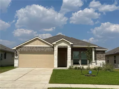 2020 Chief St, Bryan, TX 77807