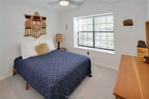 4100 Coventry Ct, Bryan, TX 77802 photo 17