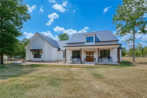 279 Preston Rd, Richards, TX 77873