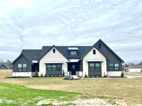 5965 Rain Meadow Dr, College Station, TX 77845