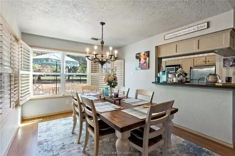 2914 Broadmoor Dr, Bryan, TX 77802 photo 11