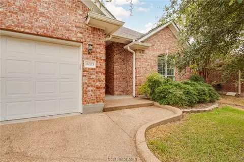 4003 Reatta Ln, College Station, TX 77845