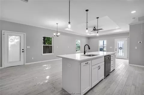 1712 Brookhaven St, Bryan, TX 77803 photo 10