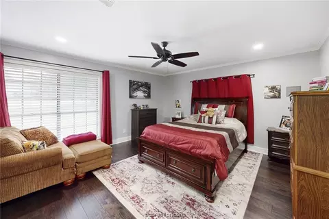 7108 Oak Forest Dr, Bryan, TX 77808 photo 18