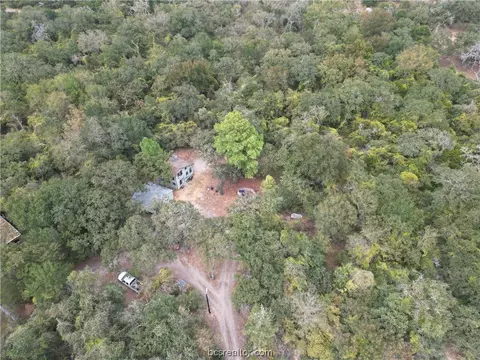 763 Cardinal Rd, Caldwell, TX 77836