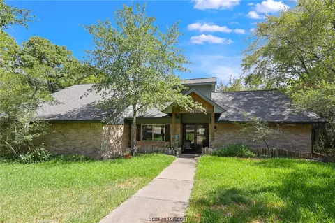 3021 Hummingbird, Bryan, TX 77807