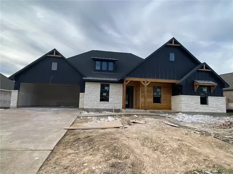 3329 Stoneleigh Rd, Bryan, TX 77808