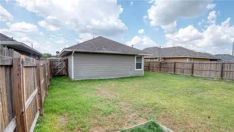 2102 Gateshead Rd, Bryan, TX 77801 photo 21