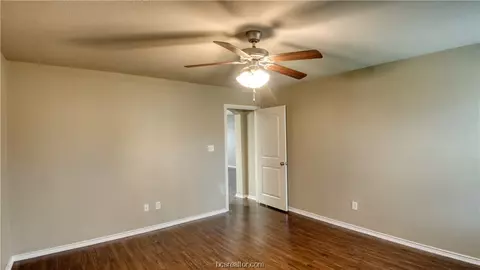 2102 Gateshead Rd, Bryan, TX 77801 photo 14