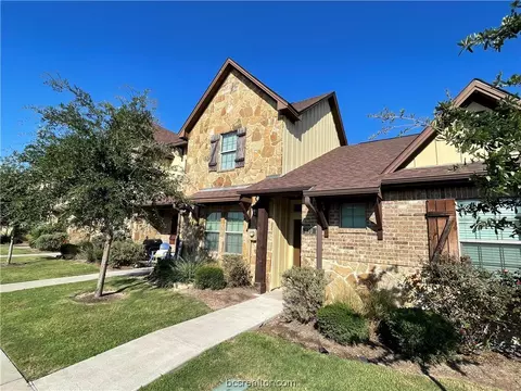 120-126 Knox Dr, College Station, TX 77845