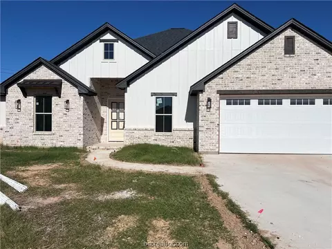 3901 Brownway Ct, College Station, TX 77845
