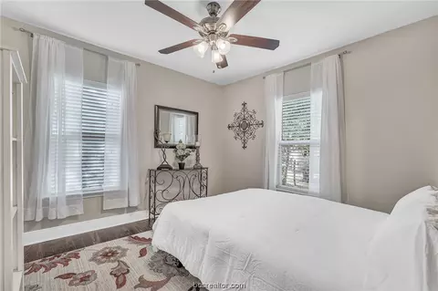 1305 E 30th St, Bryan, TX 77802 photo 16
