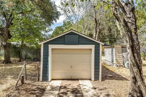 1305 E 30th St, Bryan, TX 77802 photo 25