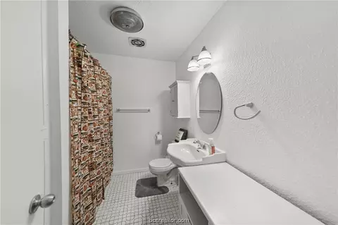 2209 Hillside Dr, Bryan, TX 77802 photo 25