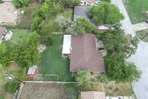 2209 Hillside Dr, Bryan, TX 77802 photo 34